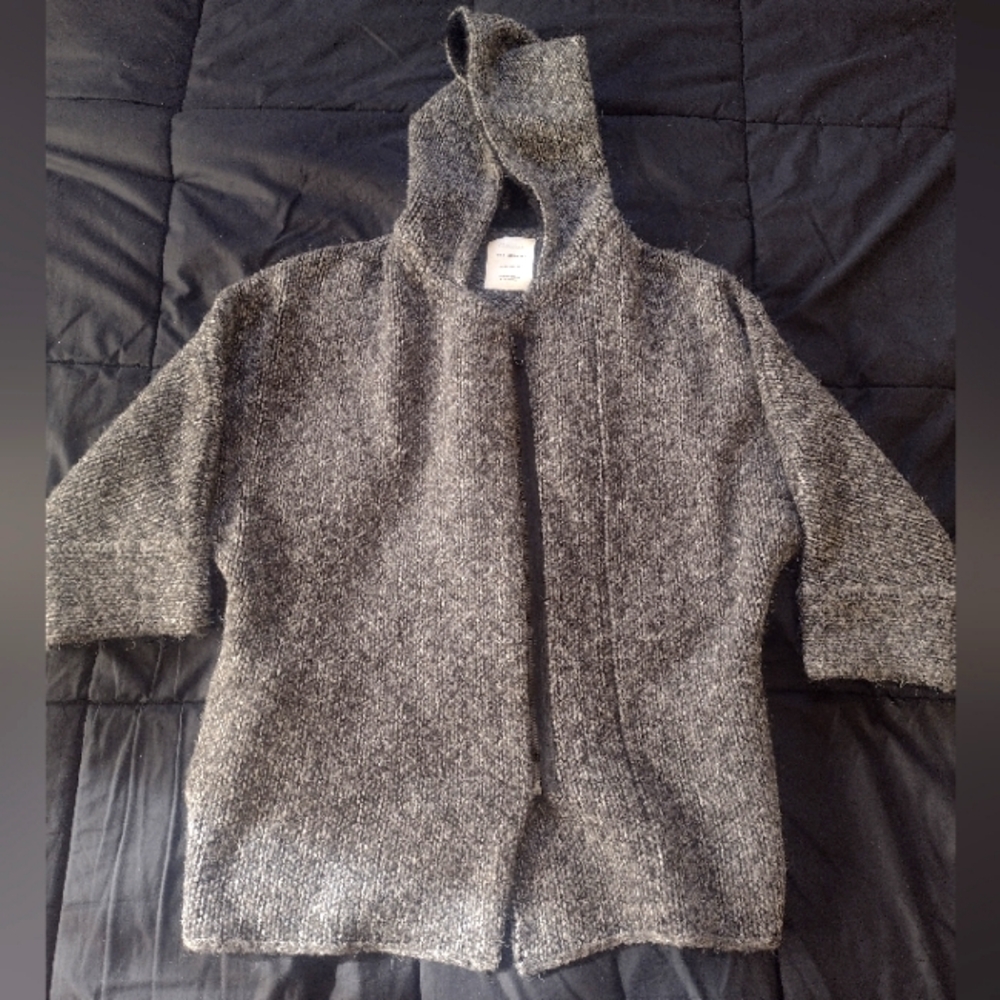 Zara hooded, wide sleeve, grey sweater jacket, size 9-10. NWOT